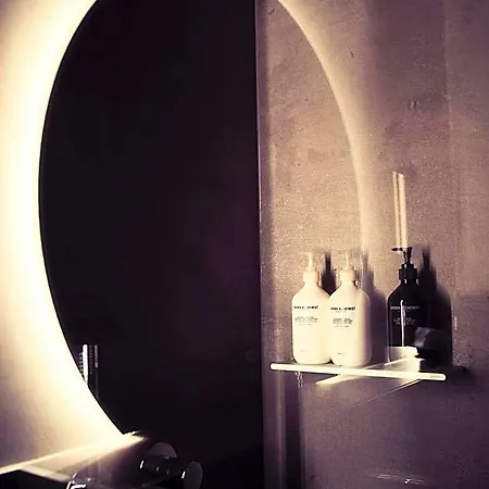 Boutique La Hotel *